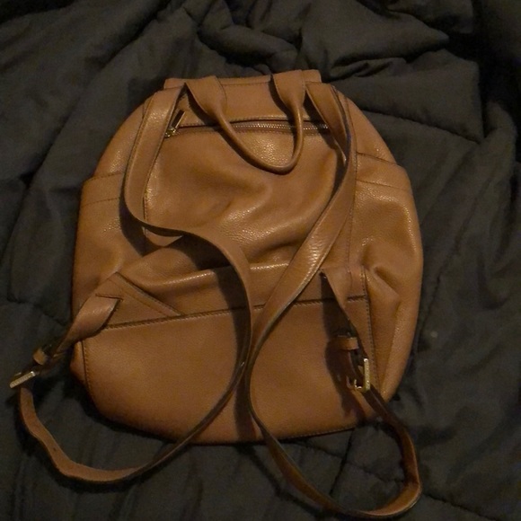 Tory Burch Brown leather backpack - Picture 2 of 4